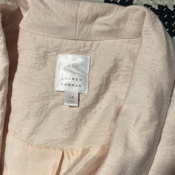 3 for $20!!! Lauren Conrad Blush Soft Blazer - Picture 3 of 3